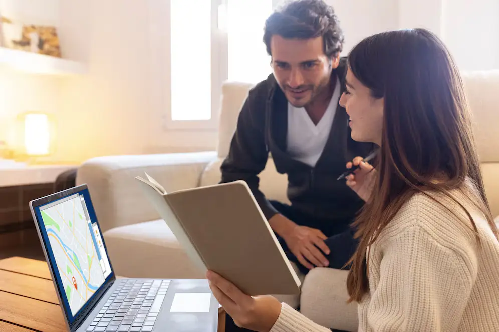 Hybrid Lending Models