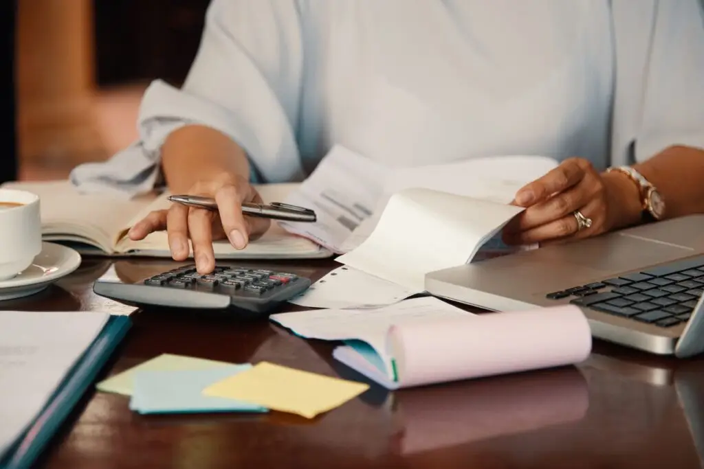 business finance broker