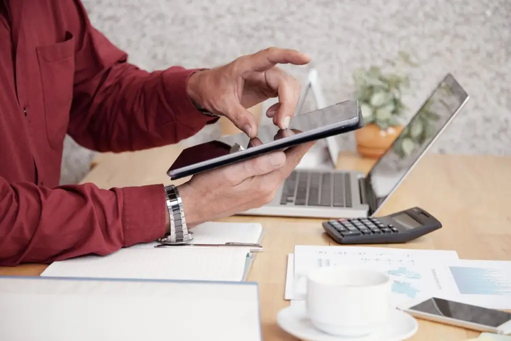 sync bookkeeping and funding